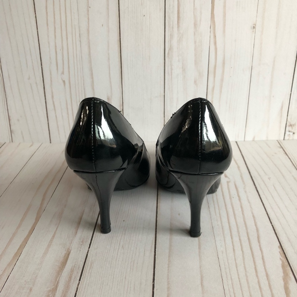 Chinese Laundry Z-New Alerts Black Patent Pumps - Picture 5 of 8